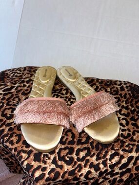 Birdies Sparrow Blush Pink Fringe Slide Sandal women’s Size 7.5